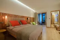 NATURE RETREAT· ARTINN Hotels near Bailuzhou Park