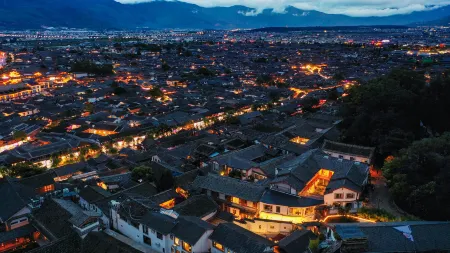 Musk·Villa Guanxueshan Zizai Courtyard Homestay (Lijiang Ancient City Dashuiche Branch)