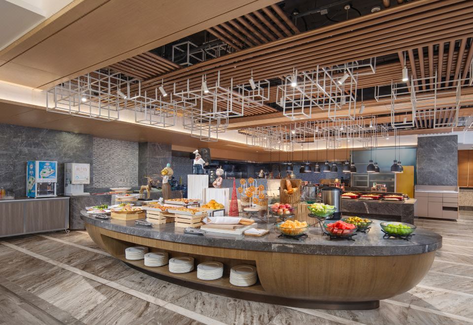 Courtyard by Marriott Hangzhou XiaoshanHotel Overview