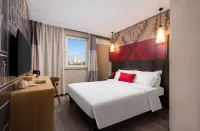 Ibis Hotel (Wuhan Tongji Medical College Store) Hotels in Wuhan