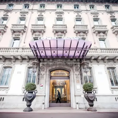 Château Monfort - Relais & Châteaux Hotels near أبياتيغراسو