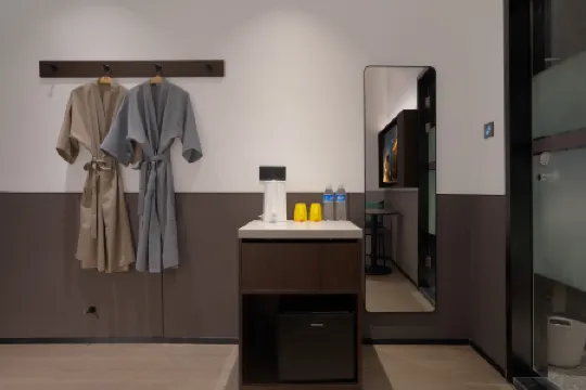 Mcsrh Hotel (Hangzhou West Lake District) Отели рядом с достопримечательностью «Shuangfeng Chayun Scenic Resort»