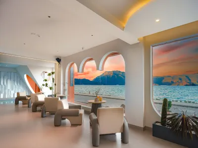 Sanseyunhe LuguLake Hotel Hotel di 