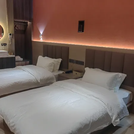 Xinda Yunshangke Hotel