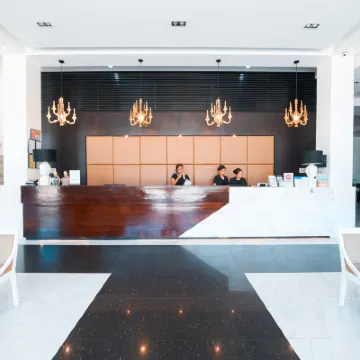 Hotel Pier Cuatro Hotels near Robinsons Galleria Cebu