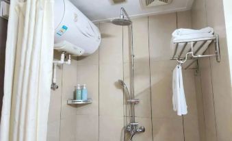 International Academic Exchange Center of South Weinan Normal University