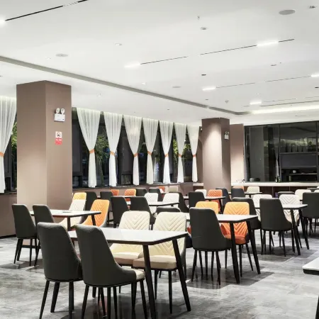 Pingbian Dishui Miaocheng Resort Hotel