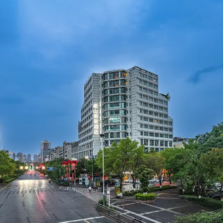 Minshan Rezen Hotel Luzhou