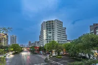 Minshan Rezen Hotel Luzhou Hotel dekat Luzhou Harbor International Container Wharf