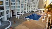 Seafront Living – Residencias Maiomar - Pools