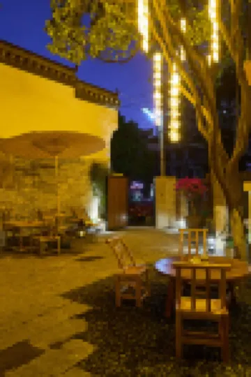 Floral Hotel·Changsha Quyuan No.3 hotel (Wuyi Square Huangxing Square Subway Station Branch) โรงแรมในฉางซา