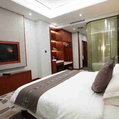 陸良聖邦大酒店 Rooms