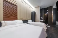 Starhills Hotel