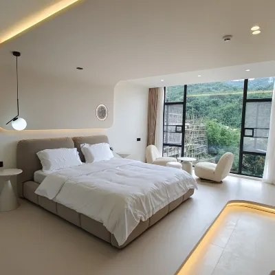 Shanyu Homestay (Gulong Canyon) Hotels near Gu Long Xia Glass Grand Canyon