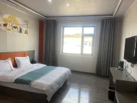 Hongrui Hotel