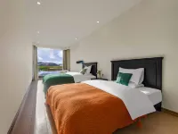Meeting the Mustag Road Hotel Hotels in Akto