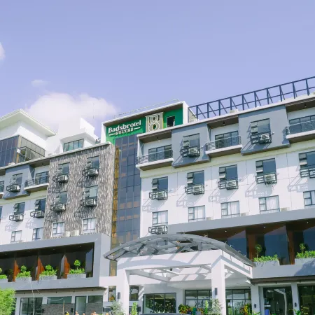 Badsbrotel Suites Hotels in Ipil