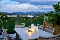 Fuxian Lake Xiake Yunqi Homestay