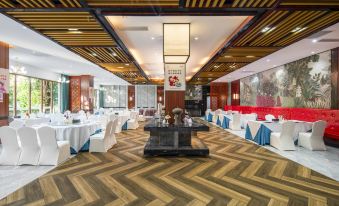 Crown Hotel
