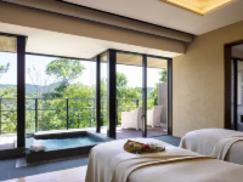 ザ・リッツ・カールトン 沖縄 名護のホテル