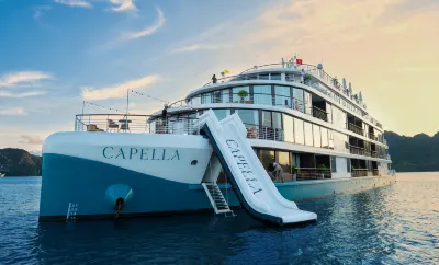 HALONG CAPELLA CRUISE (Member of Lyra Cruise Collection) Hotel di 
