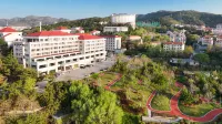 Weihai Dongshan Hotel Hotels near Weihai Shenyou Ocean World