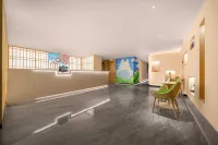 Totoro Spirit Hotel (Changzhou Chunqiu Yancheng WujinHigh-speed Railway Station)