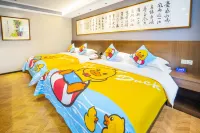 Yan'an Shengxin Hotel (Memorial hall Wangjiaping) Hotels near The Fenghuangshan Revolution Site