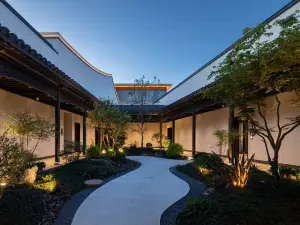 Changzhou Shun Mountain Flower House Huai Jin Hotel