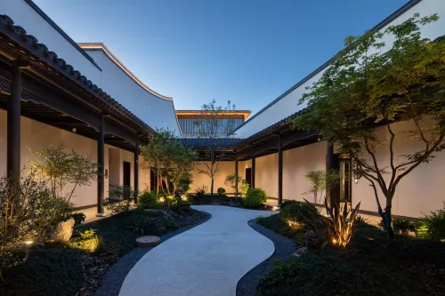 Blossom Hill Changzhou Shun Mountain Huai Jin