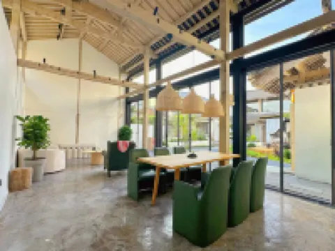 Jinghua · SERMONT | Wangshan Snow | Luxury Audio-Visual | Pool View Vacation Homestay