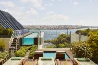 The Ritz-Carlton, Istanbul - プール