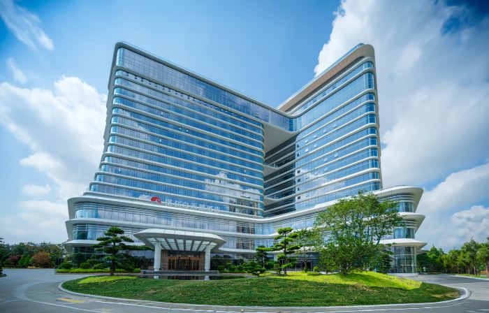 WHITE SWAN HOTEL ZHANJIANG