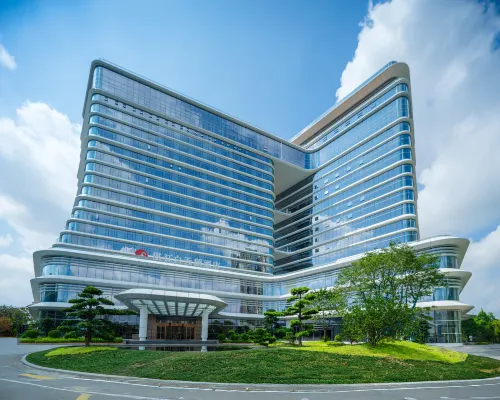 WHITE SWAN HOTEL ZHANJIANG Ξενοδοχεία στην πόλη Τζαντσιάνγκ