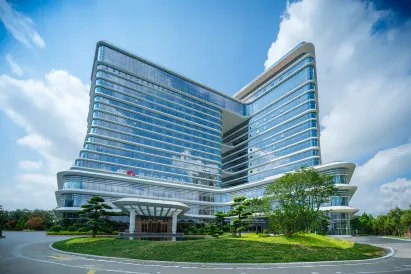 WHITE SWAN HOTEL ZHANJIANG