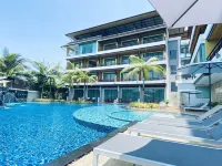أكوا ريزورت فوكيت - نير بيتش آند تشالونج بيير Hotels near نقطة مشاهدة كاتا
