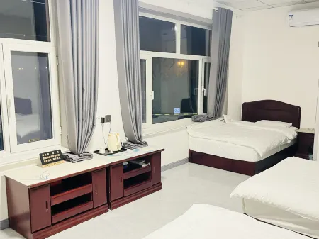 Uxin Banner Xiju Business Hotel