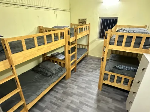 Zhanjiang Old Street Corner Youth Hostel