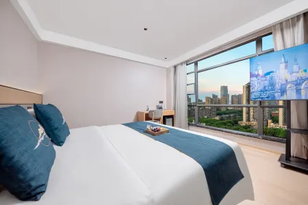 GuanLan Hotel‌ Отели рядом с достопримечательностью «Mailuyuan Campus， Jiangxi University of Finance and Economics»