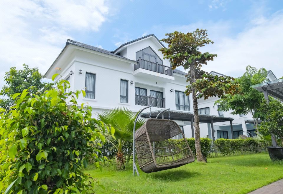 2. 선셋 사나토 리..