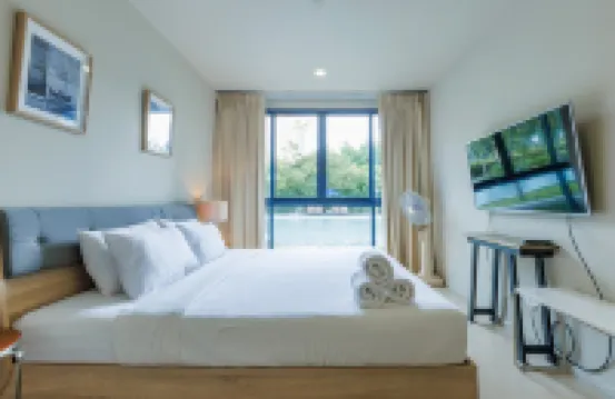 Beach Front Condo, Baan Thew Talay Blue Sapphire