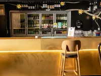 Metro Hotel Perth Hotels near Como