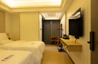 Fanxi Audio-Visual Boutique Stay (Wuyue Plaza) - พร้อมระเบียง
