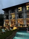 La Petronilla Boutique Hotel Moganshan - مسبح