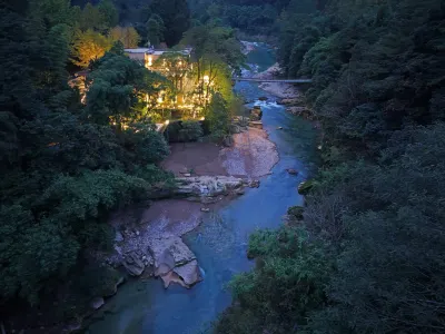 Qing cheng shan Xi Chuang xian Lin Xi sen yang si Tang villa Hotel di Dujiangyan