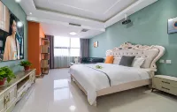 Tiancheng Boutique Homestay (Qilu Garden Square)