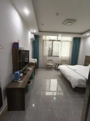 Yayuan Hotel Các khách sạn gần Wanzi Bouyei Ethnic Feelings