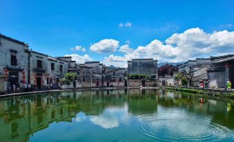 Momoming YAJU Designer Homestay in Hongcun Village