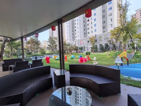 Rooftop Homestay (Yanji Yanbian University West Market Branch)