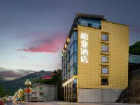 Blackwater County Boya Hotel